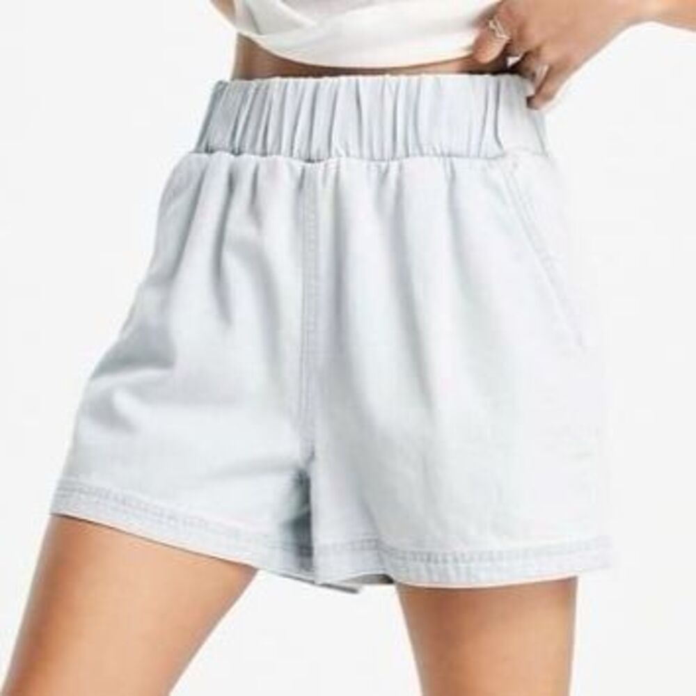 Topshop Light Wash Denim Pull On Elastic High Waist Retro Jort Shorts Size 4